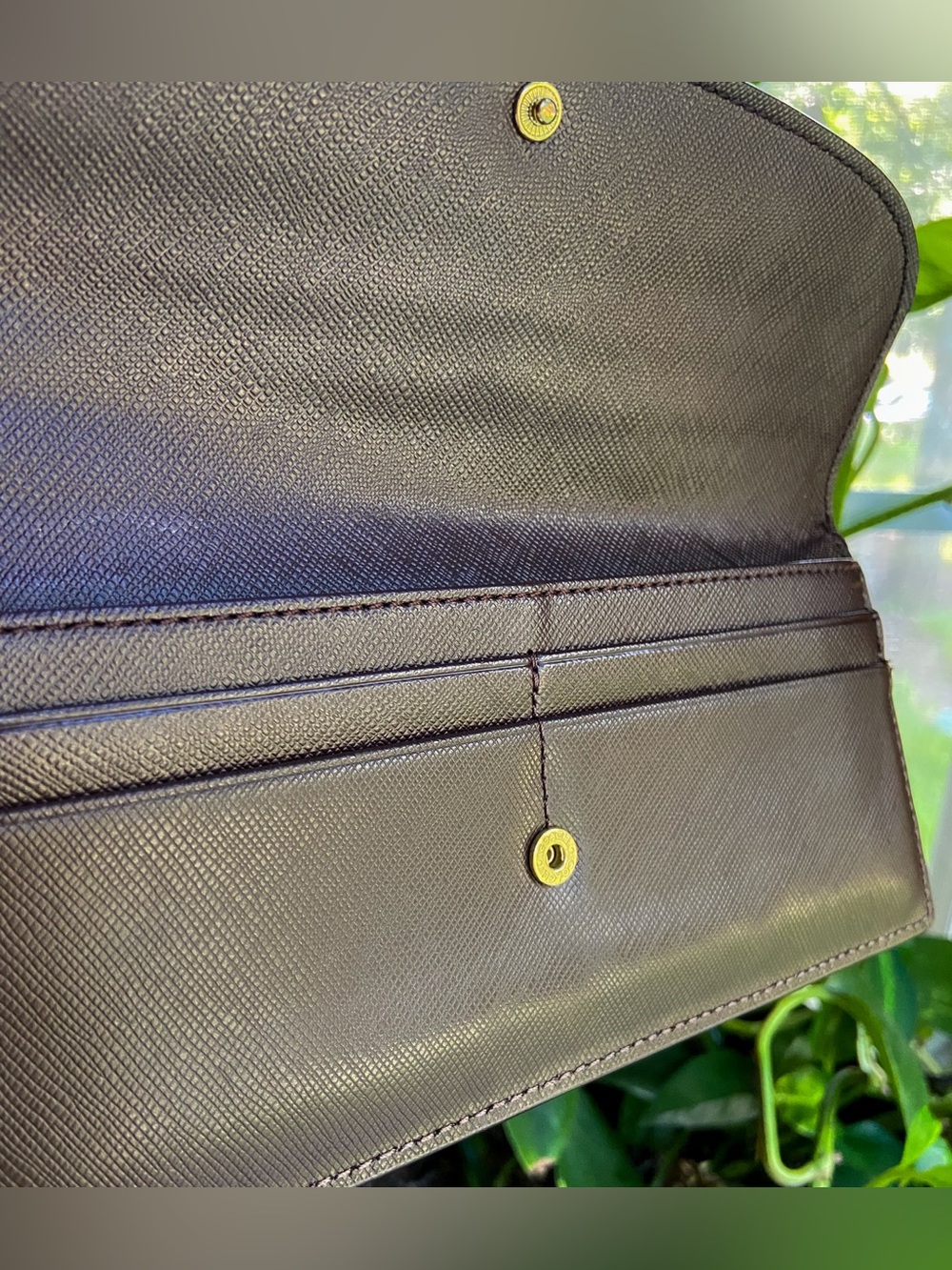 Coach New York Slim Envelope Wallet in Brown Crossgrain Leather. Corporate Chic - Picture 7 of 10